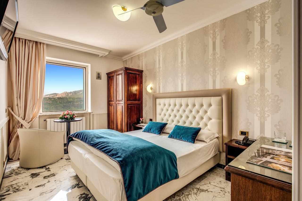 Hotel Castel Vecchio Castel Gandolfo Ngoại thất bức ảnh