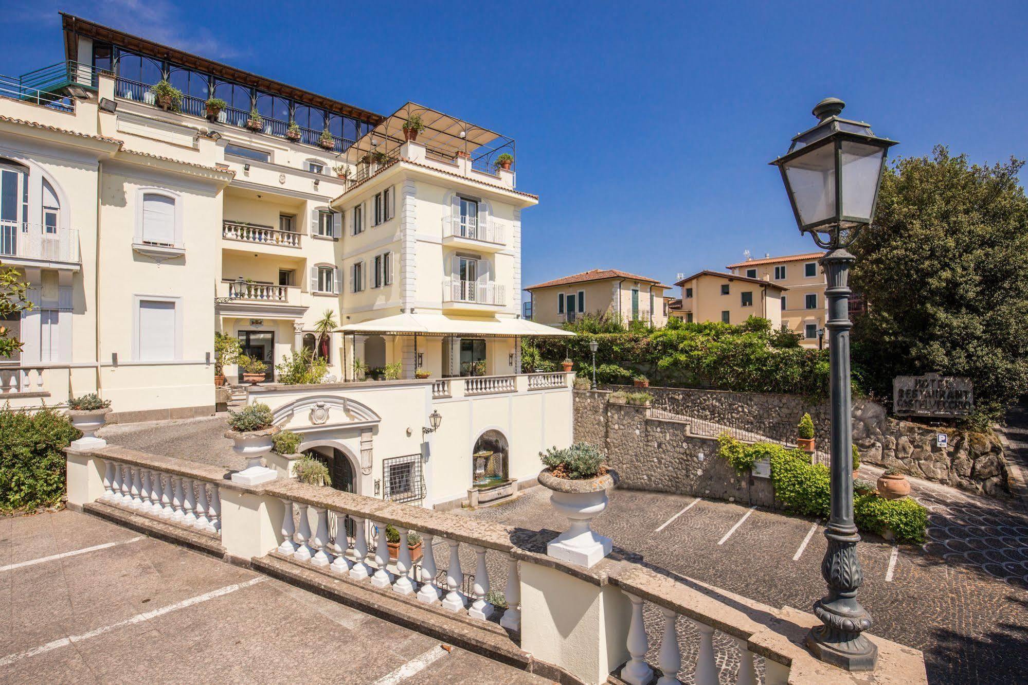 Hotel Castel Vecchio Castel Gandolfo Ngoại thất bức ảnh