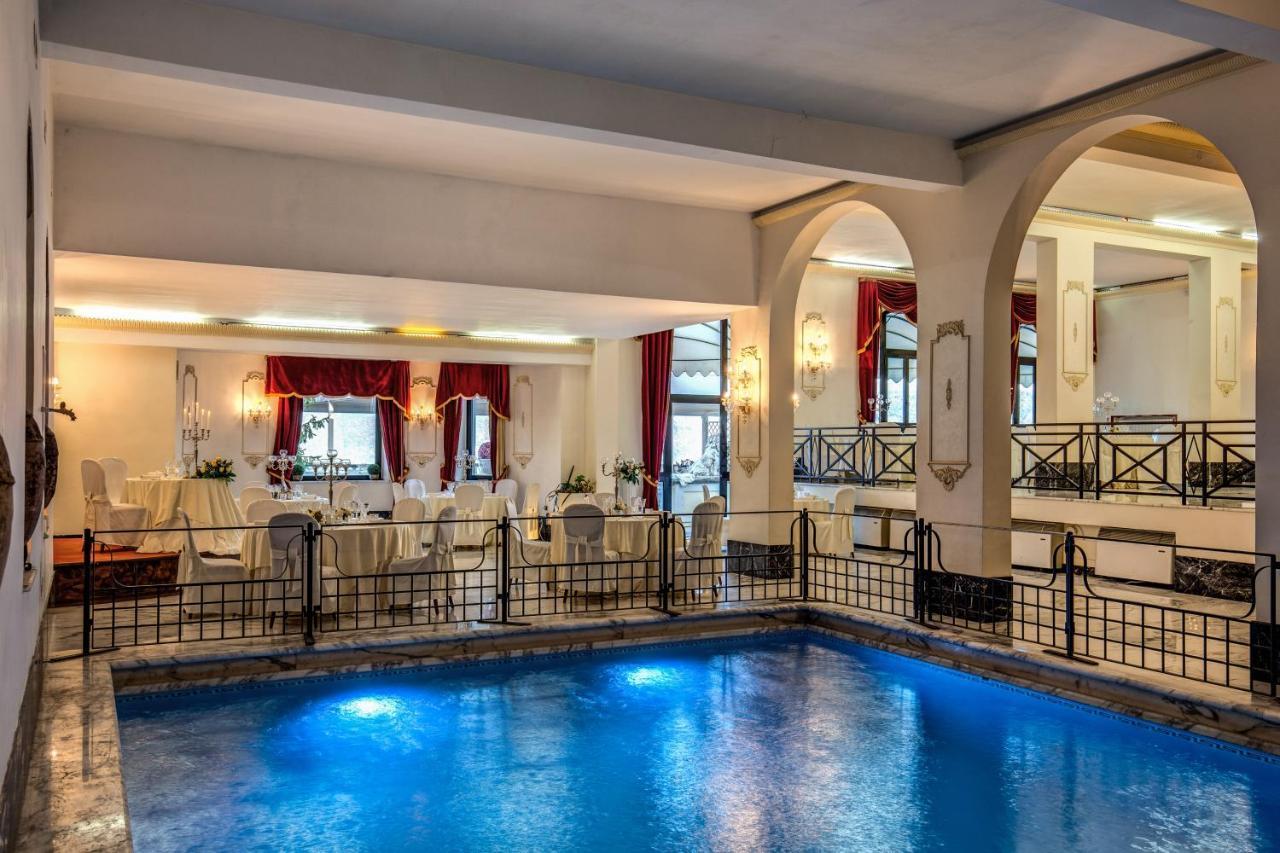 Hotel Castel Vecchio Castel Gandolfo Ngoại thất bức ảnh